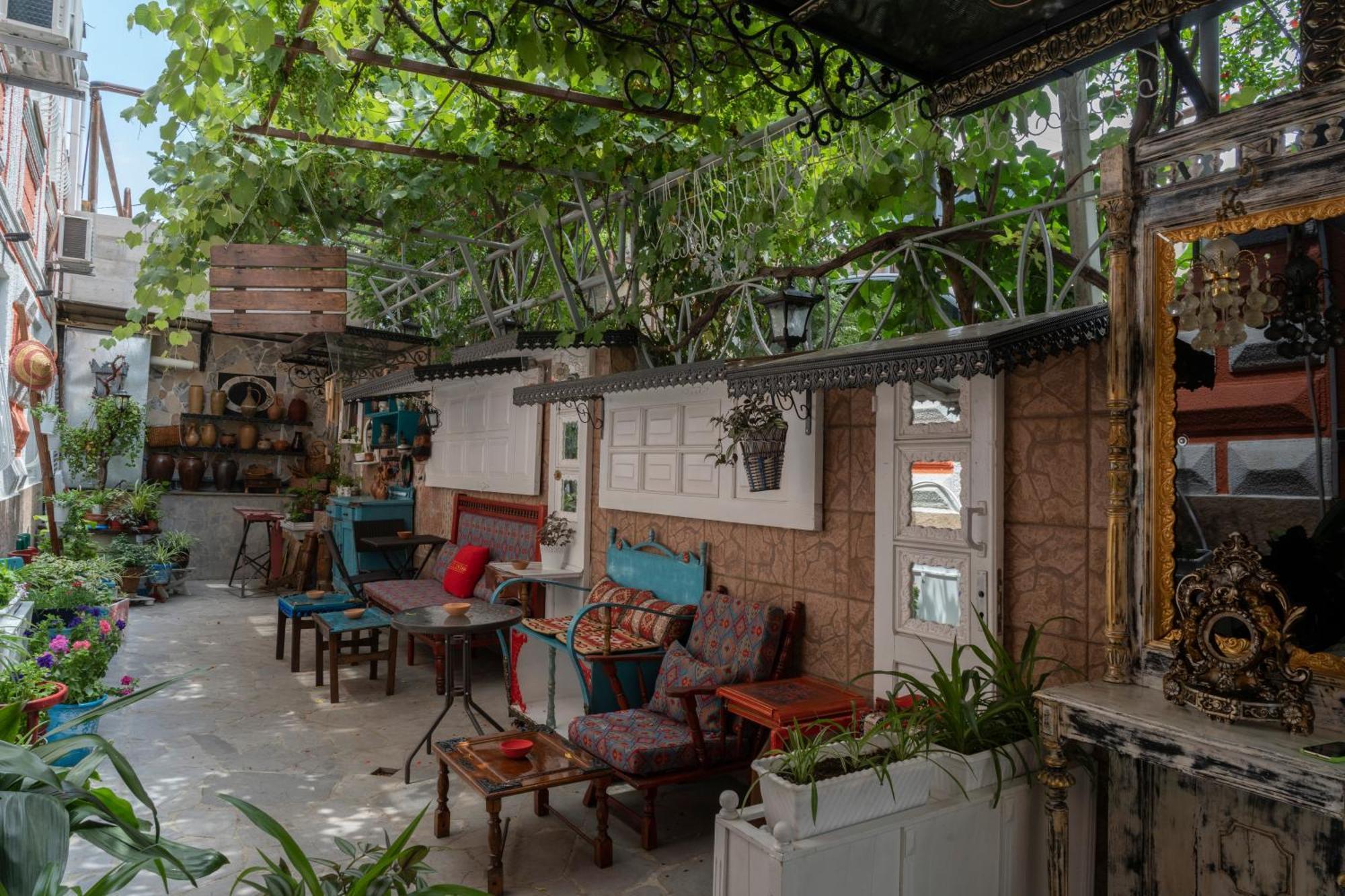 Elia Boutique Hostel & Apart-Hotel Tbilisi Eksteriør billede