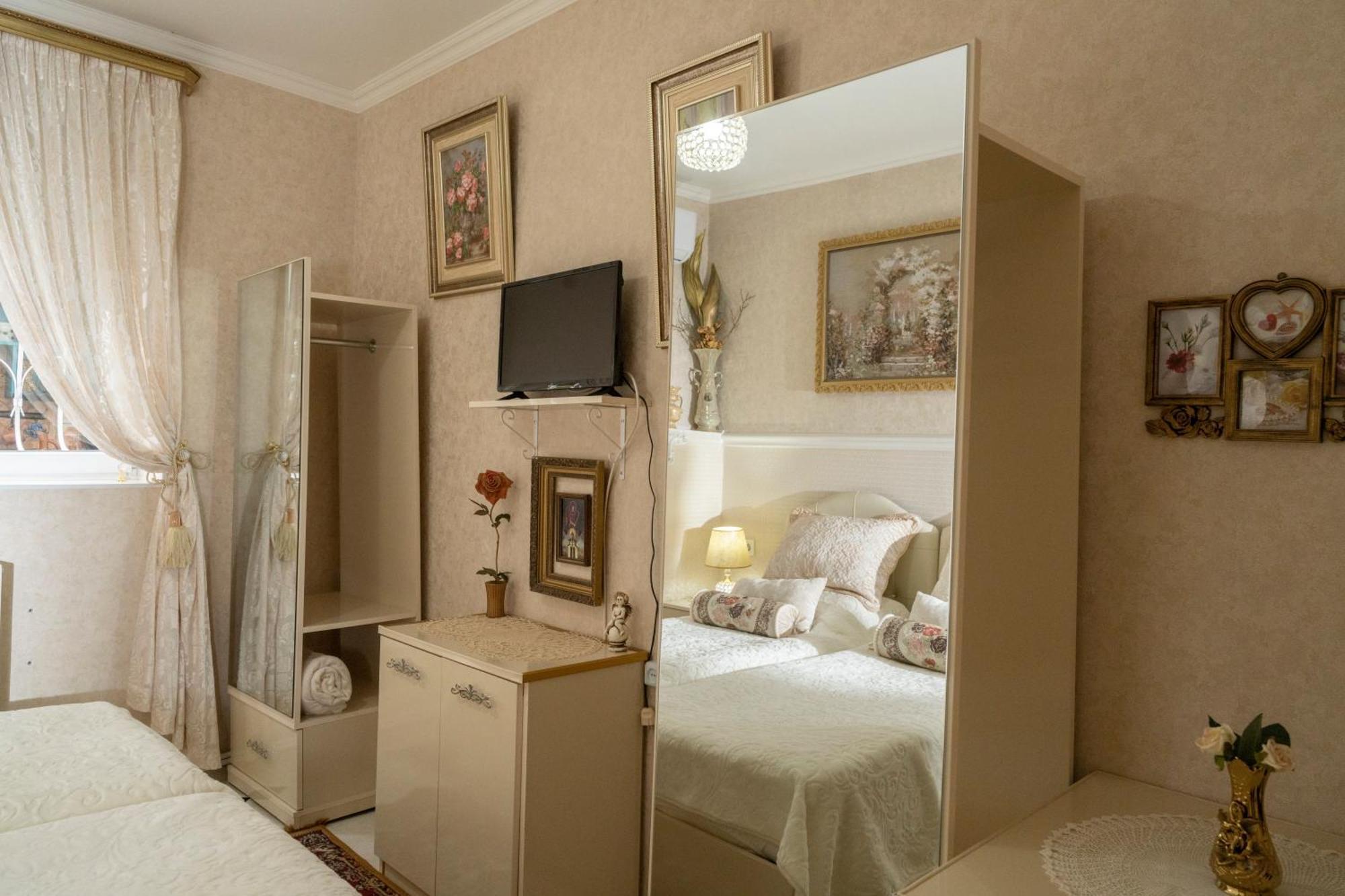 Elia Boutique Hostel & Apart-Hotel Tbilisi Eksteriør billede